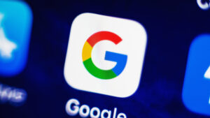 Google app icon: white rounded square with a multicolor G on blue background, labeled 'Google' below
